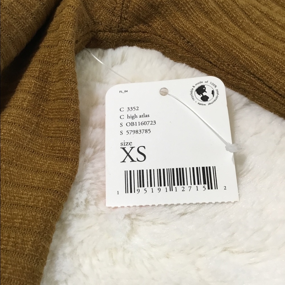 Free people movement can’t handle this turtle neck in brown size XS - Picture 9 of 12
